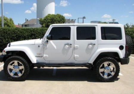 Jeep Wrangler Sahara